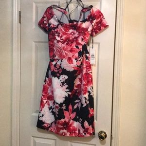 Off the shoulder cocktail floral dress